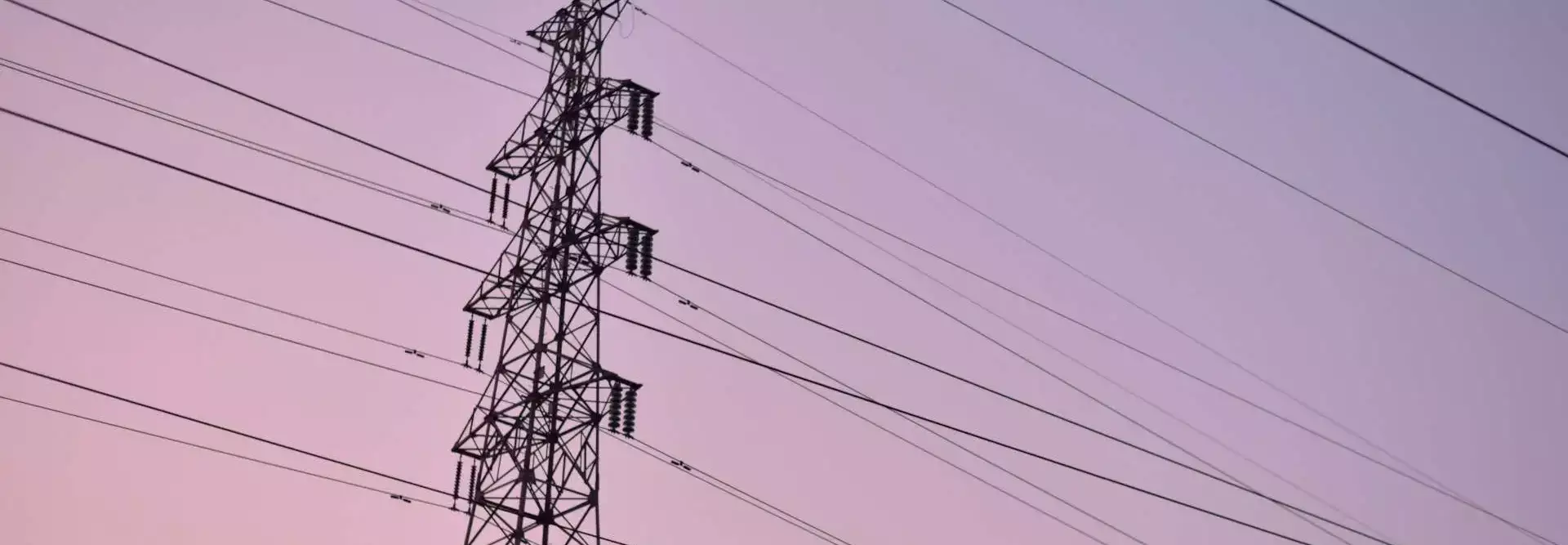 Tariffe luce 2025: Mercato tutelato vs Libero